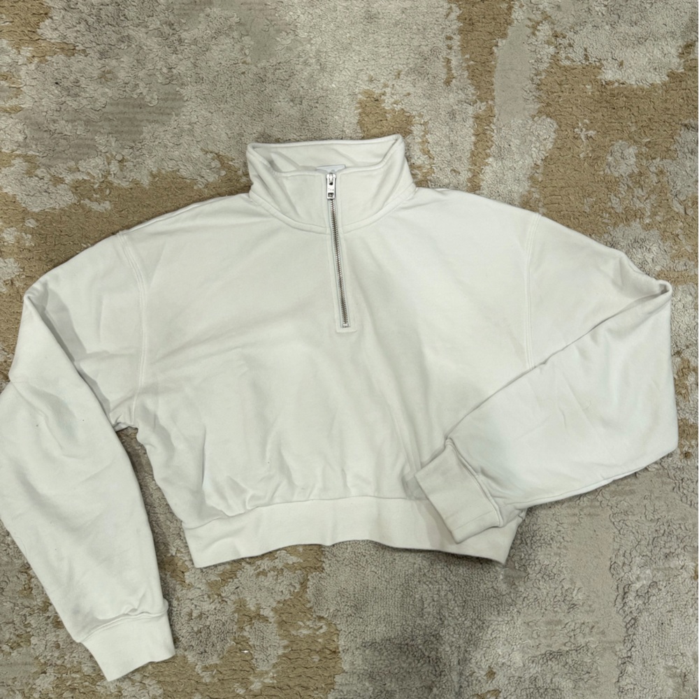 Cropped Half-Zip Mock Neck Pullover Sweater - White